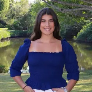 uc_stacked_images_elementor_8dc8caa_item4